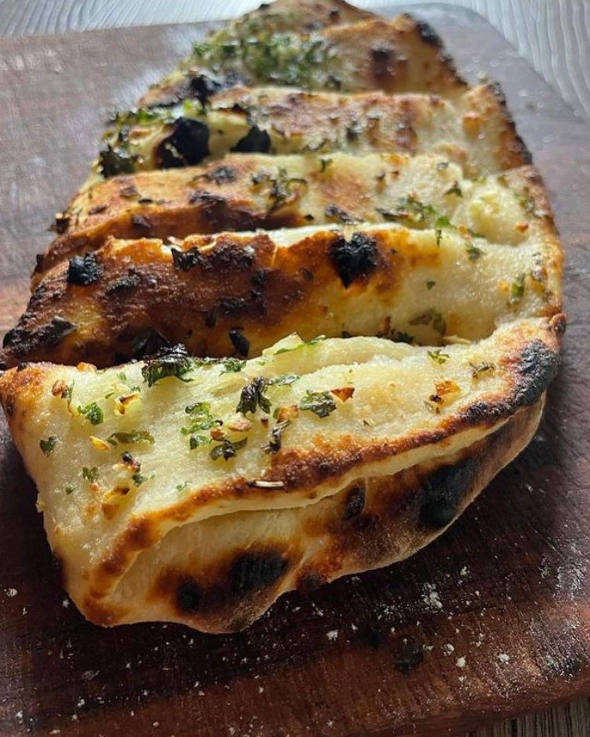 Garlic bread with cheese