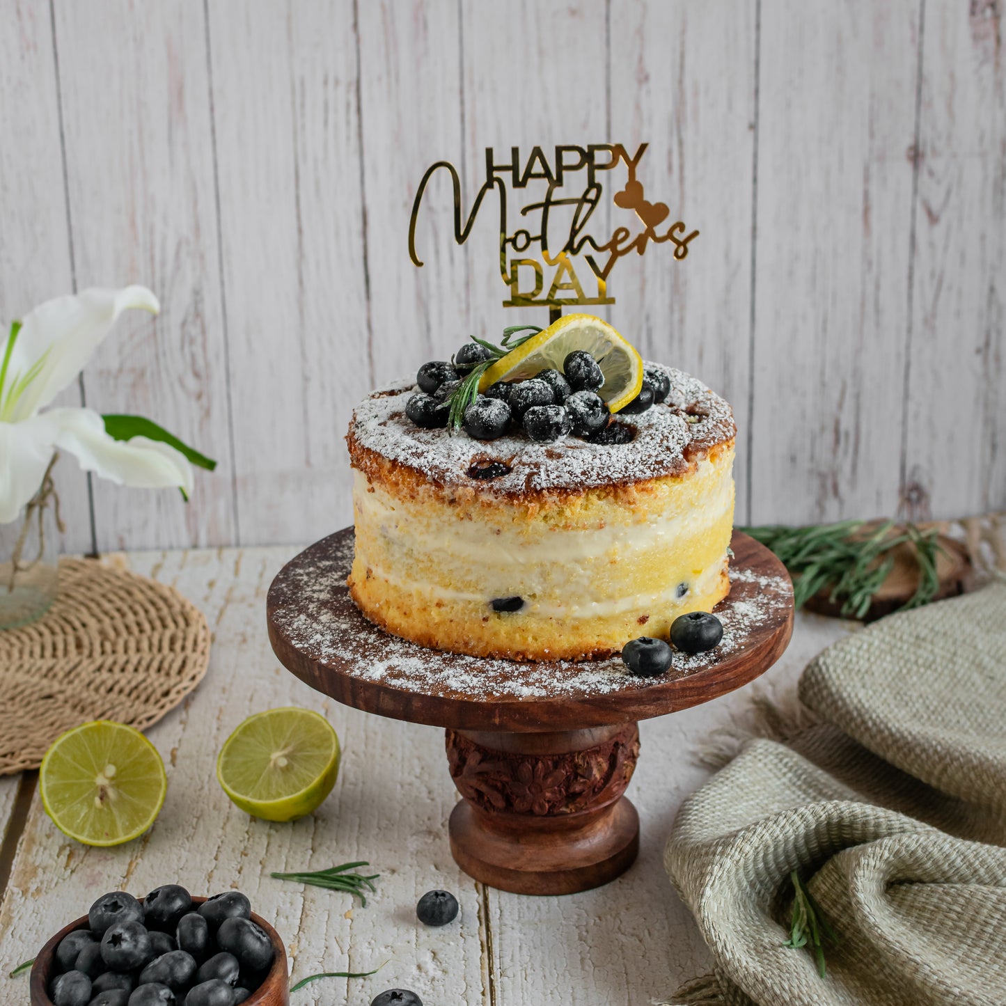 Lemon bluberry flourless cake