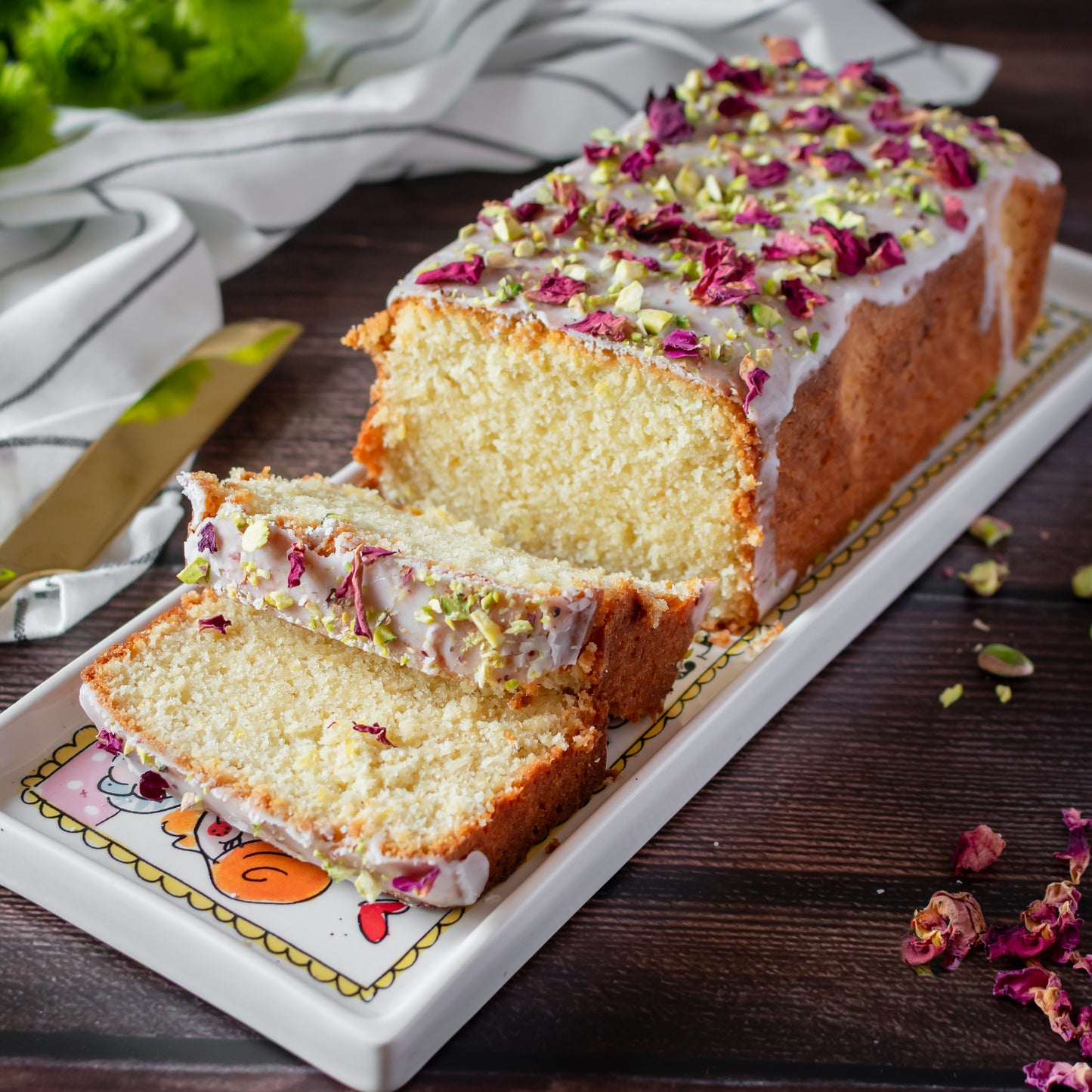 Rose and Pistachio Tea cake