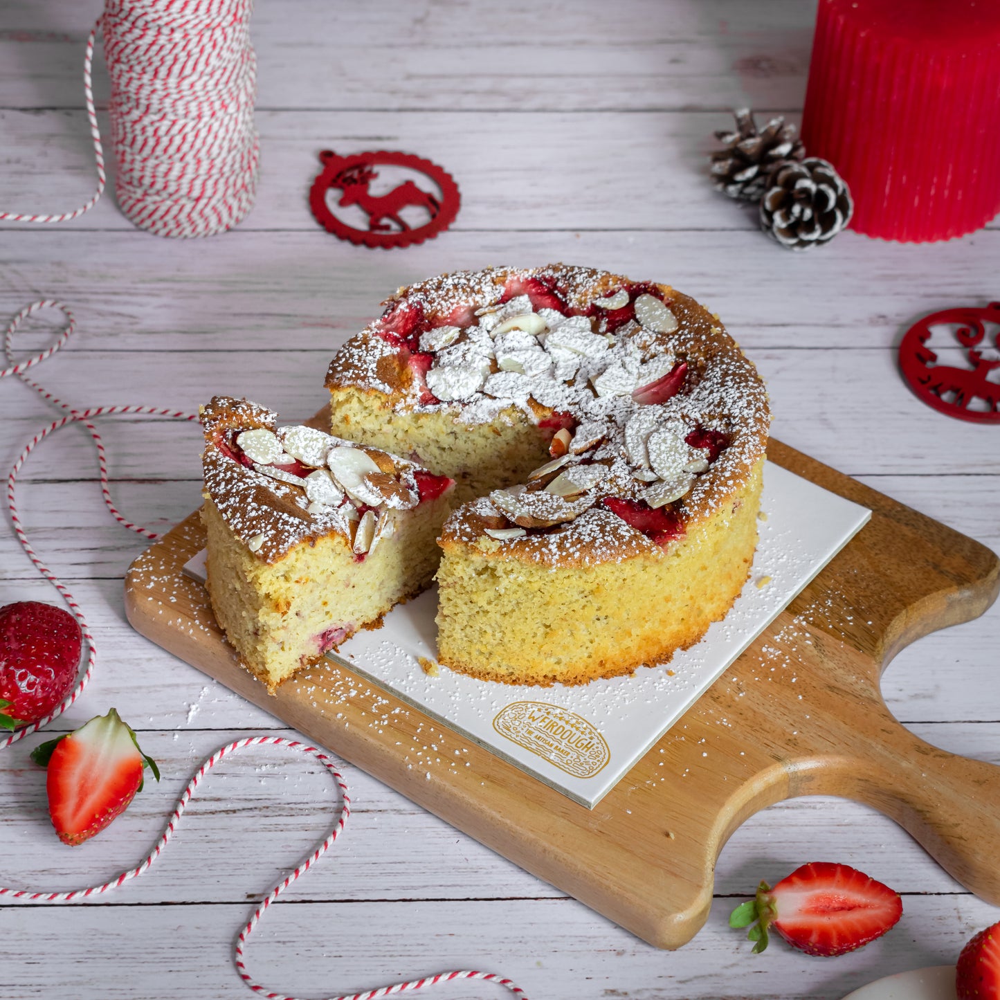 Strawberry Almond Cake – Flourless (300g)