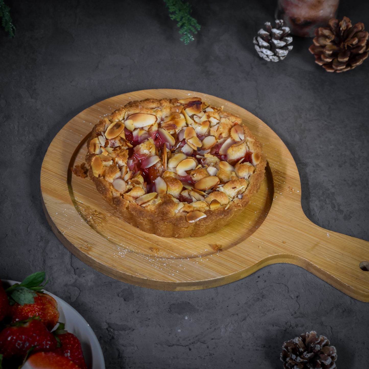 Strawberry Almond Crumble