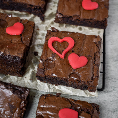 Red Heart Brownies – Fudgy Chocolate Brownies (Box of 6)
