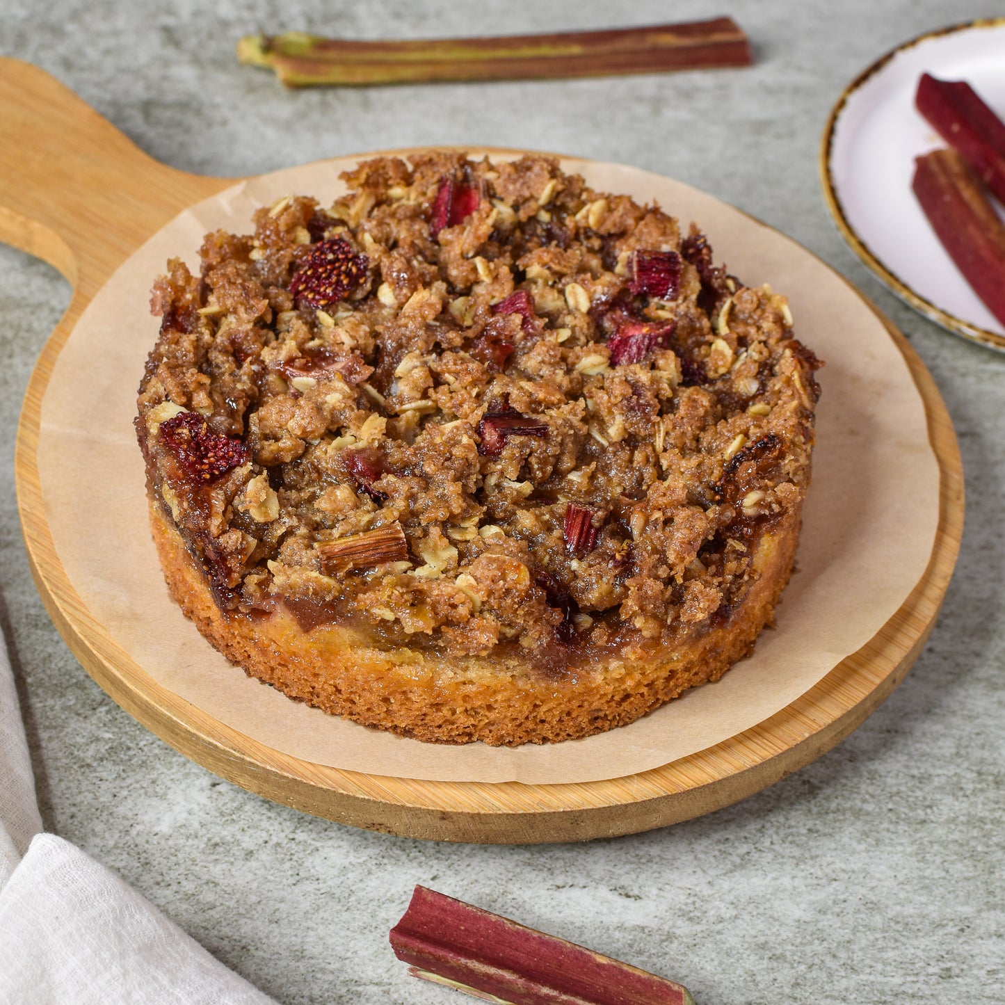 Gluten-Free Rhubarb Crumble – Eggless (5 inch)