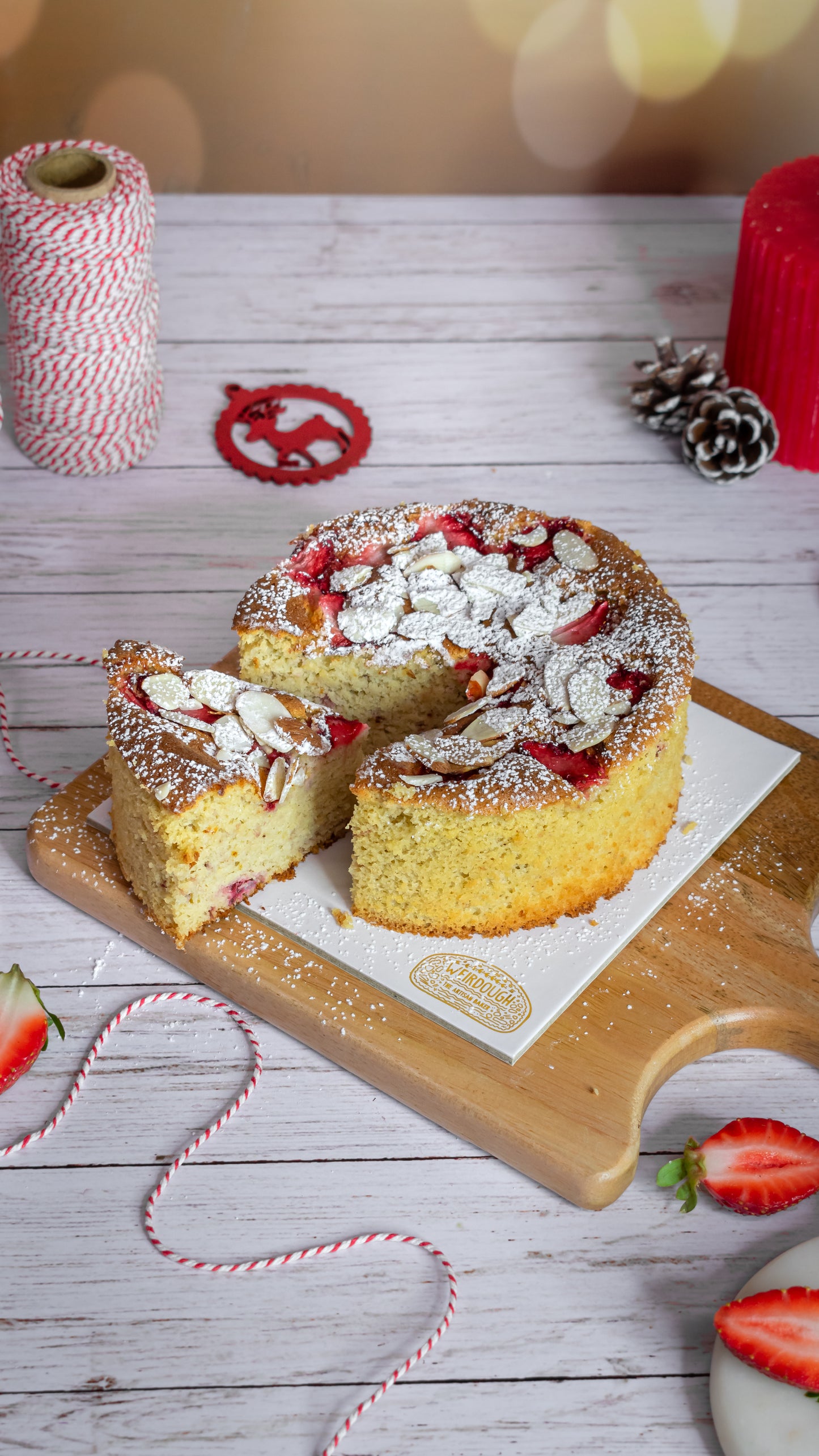 Strawberry Almond Cake – Flourless (300g)